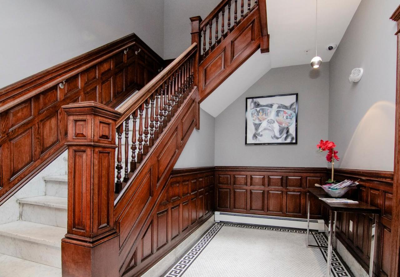 A Stylish Stay W/ A Queen Bed, Heated Floors.. #37 Brookline Exterior photo